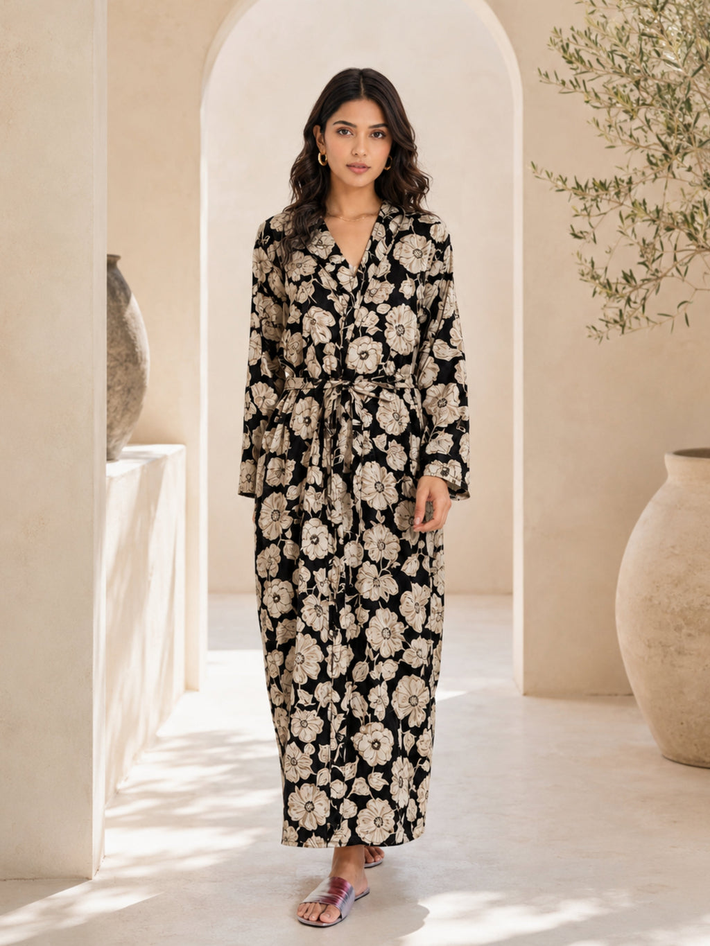 Black Blossom Pure Cotton Collar Robe for Women